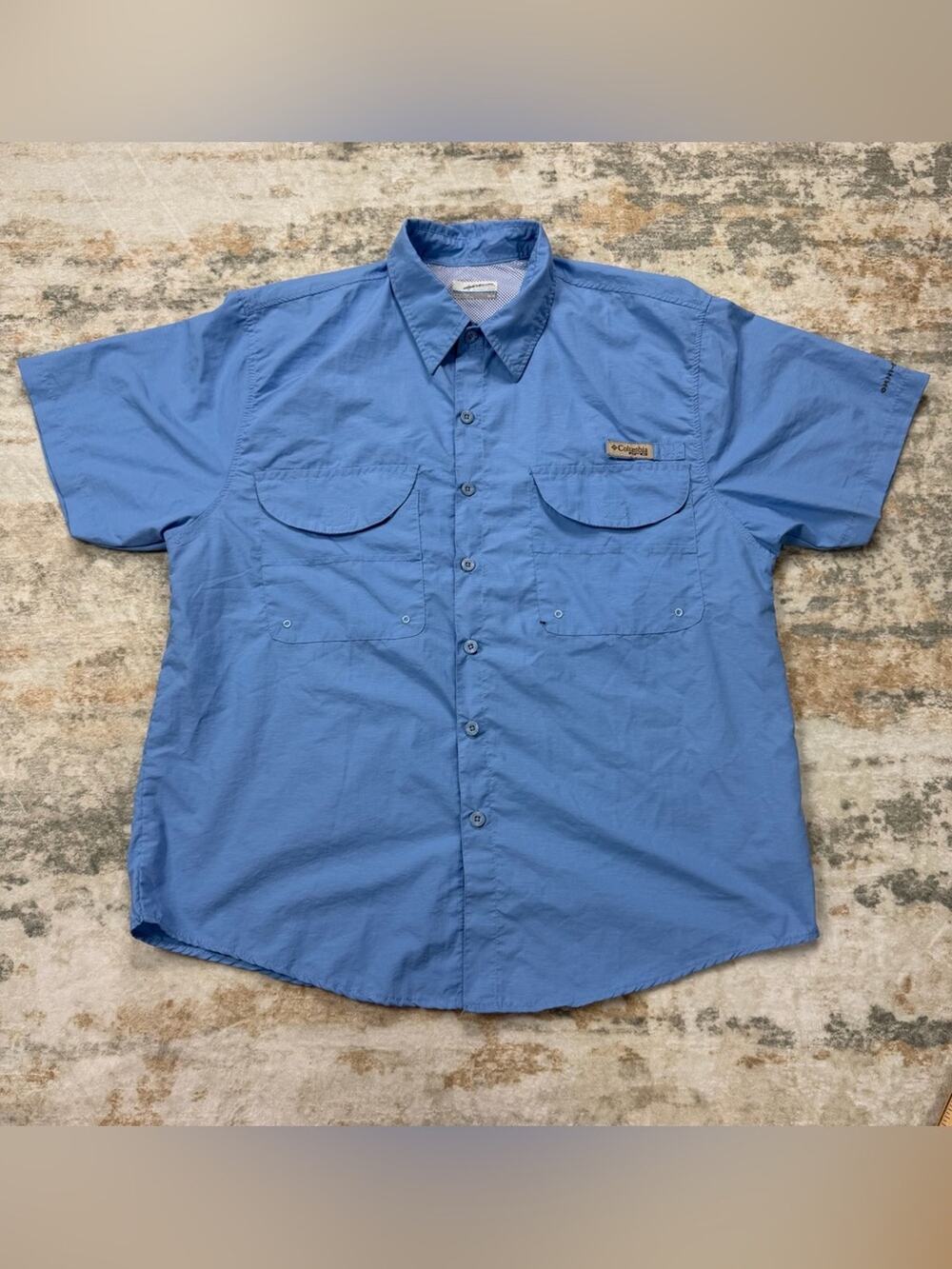 Columbia PFG Men's Short Sleeve Button-Down Blue Fishing Shirt Omni Shade Medium